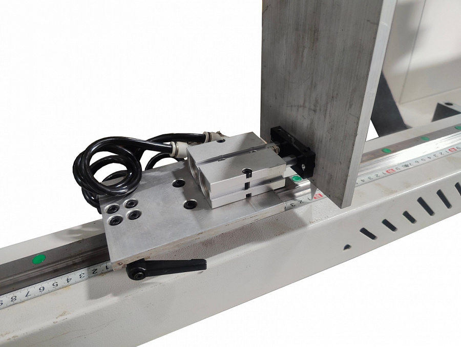 JMD SKX4-CNC-1200 фрезерный ЧПУ станок для алюминиевого профиля JMD SKX4-CNC-1200 фрезерный ЧПУ станок для алюминиевого профиля – фото
