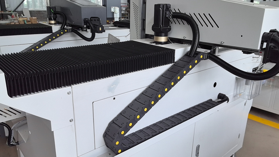 JMD SKX4-CNC-1200 фрезерный ЧПУ станок для алюминиевого профиля JMD SKX4-CNC-1200 фрезерный ЧПУ станок для алюминиевого профиля – фото