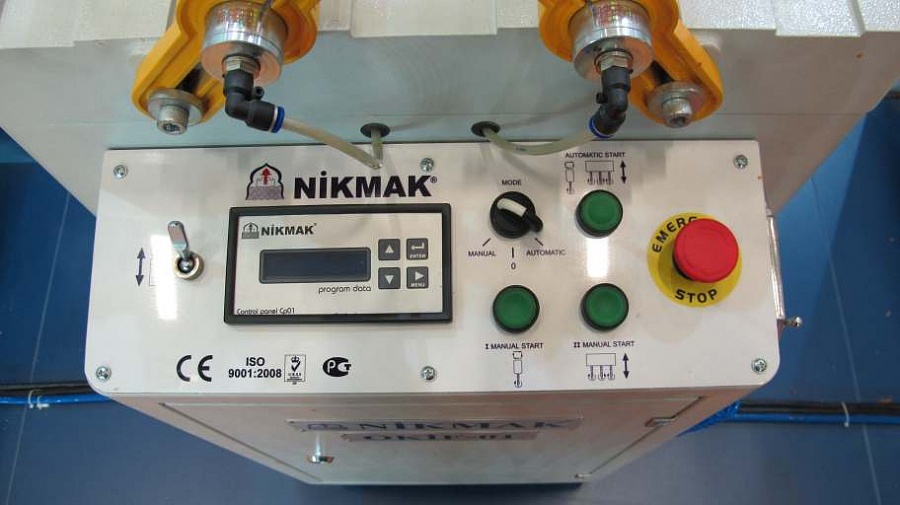Станок Nikmak OKIF-01 для фрезерования тройного отверстий под ручку и фурнитурный замок – фото